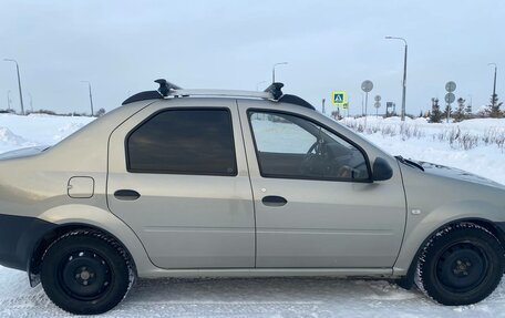 Renault Logan I, 2010 год, 390 000 рублей, 2 фотография