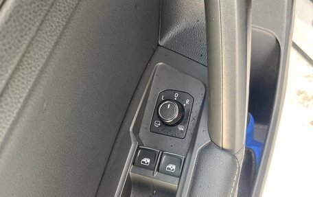 Volkswagen Tiguan II, 2020 год, 3 050 000 рублей, 9 фотография