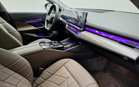 BMW 5 серия, 2025 год, 8 300 000 рублей, 5 фотография