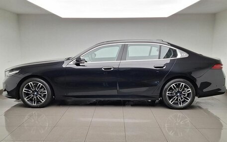 BMW 5 серия, 2025 год, 8 300 000 рублей, 2 фотография