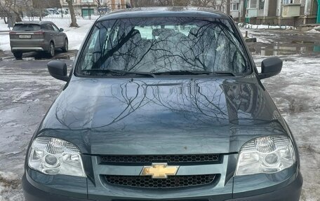 Chevrolet Niva I рестайлинг, 2017 год, 780 000 рублей, 7 фотография