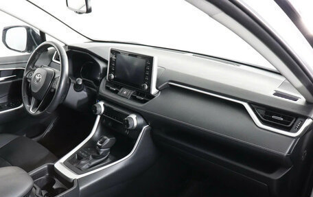 Toyota RAV4, 2021 год, 3 500 000 рублей, 6 фотография