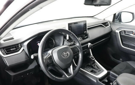 Toyota RAV4, 2021 год, 3 500 000 рублей, 5 фотография