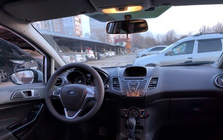 Ford Fiesta, 2015 год, 645 000 рублей, 5 фотография