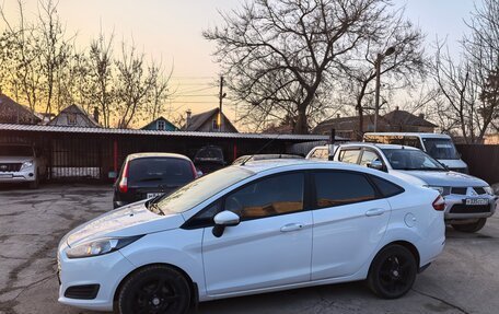 Ford Fiesta, 2015 год, 645 000 рублей, 23 фотография