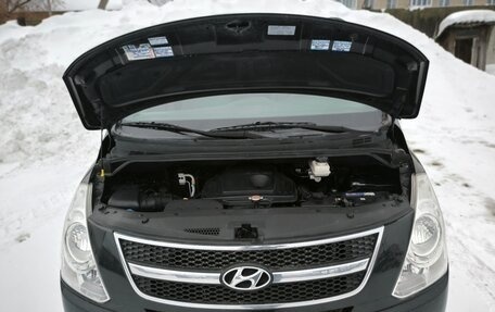 Hyundai Grand Starex Grand Starex I рестайлинг 2, 2014 год, 2 000 000 рублей, 13 фотография