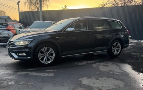 Volkswagen Passat B8 рестайлинг, 2017 год, 2 650 000 рублей, 3 фотография