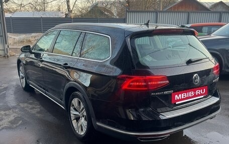 Volkswagen Passat B8 рестайлинг, 2017 год, 2 650 000 рублей, 4 фотография