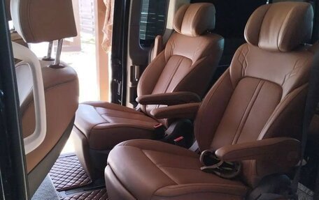 Hyundai Staria, 2021 год, 5 700 000 рублей, 9 фотография