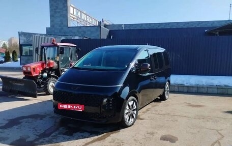 Hyundai Staria, 2021 год, 5 700 000 рублей, 6 фотография