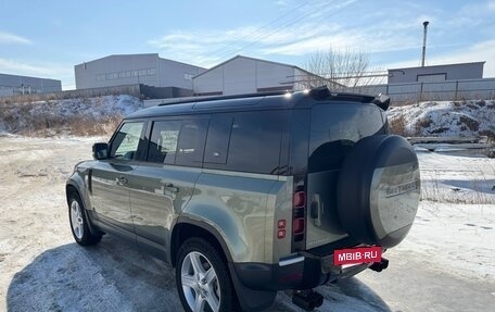 Land Rover Defender II, 2021 год, 7 990 000 рублей, 3 фотография