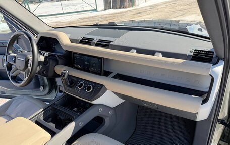 Land Rover Defender II, 2021 год, 7 990 000 рублей, 19 фотография