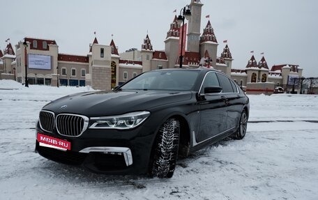 BMW 7 серия, 2018 год, 3 970 000 рублей, 2 фотография