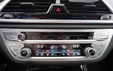 BMW 7 серия, 2018 год, 3 970 000 рублей, 13 фотография