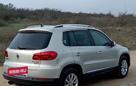 Volkswagen Tiguan I, 2012 год, 950 000 рублей, 3 фотография