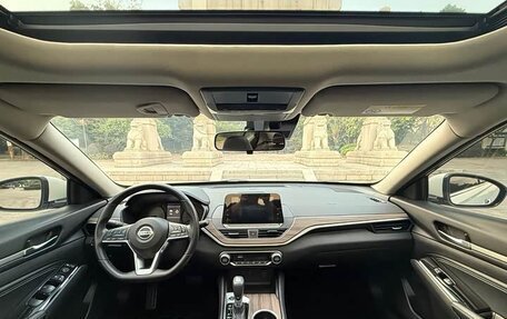 Nissan Altima VI (L34), 2022 год, 1 999 001 рублей, 10 фотография