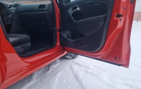 Volkswagen Polo VI (EU Market), 2010 год, 650 000 рублей, 15 фотография