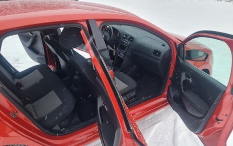 Volkswagen Polo VI (EU Market), 2010 год, 650 000 рублей, 14 фотография