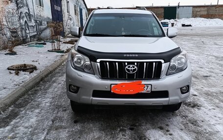 Toyota Land Cruiser Prado 150 рестайлинг 2, 2010 год, 3 300 000 рублей, 13 фотография
