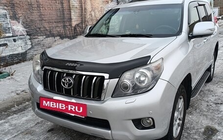 Toyota Land Cruiser Prado 150 рестайлинг 2, 2010 год, 3 300 000 рублей, 11 фотография