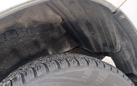 Toyota Land Cruiser Prado 150 рестайлинг 2, 2010 год, 3 300 000 рублей, 32 фотография