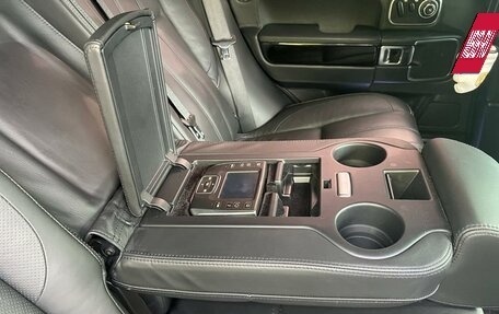 Land Rover Range Rover III, 2011 год, 2 000 000 рублей, 12 фотография