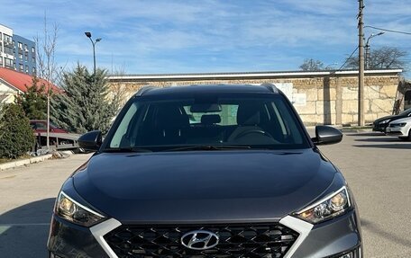 Hyundai Tucson III, 2018 год, 2 200 000 рублей, 2 фотография