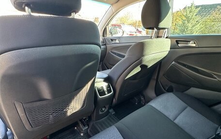 Hyundai Tucson III, 2018 год, 2 200 000 рублей, 12 фотография