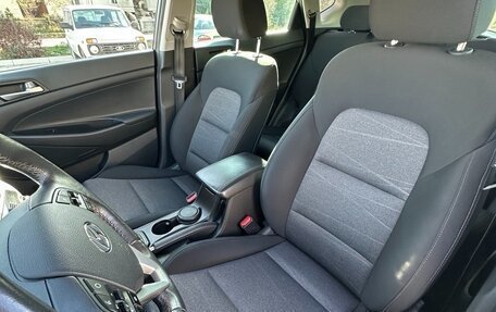 Hyundai Tucson III, 2018 год, 2 200 000 рублей, 16 фотография