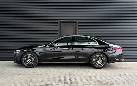 Mercedes-Benz E-Класс, 2025 год, 12 400 000 рублей, 2 фотография