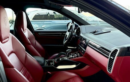 Porsche Cayenne III, 2018 год, 9 750 000 рублей, 27 фотография