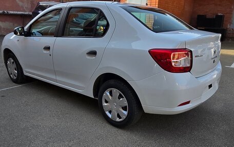 Renault Logan II, 2017 год, 650 000 рублей, 5 фотография