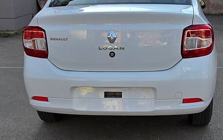 Renault Logan II, 2017 год, 650 000 рублей, 6 фотография