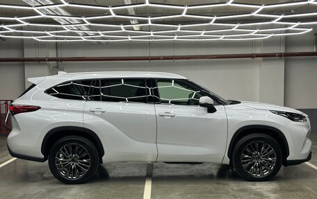 Toyota Highlander, 2026 год, 5 700 000 рублей, 8 фотография
