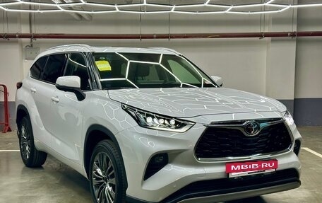 Toyota Highlander, 2026 год, 5 700 000 рублей, 3 фотография