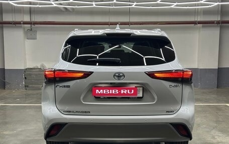 Toyota Highlander, 2026 год, 5 700 000 рублей, 6 фотография