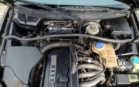 Audi A4, 1996 год, 390 000 рублей, 2 фотография