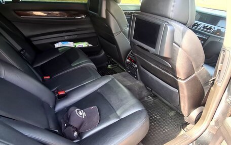 BMW 7 серия, 2011 год, 1 650 000 рублей, 11 фотография