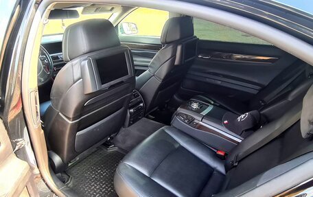 BMW 7 серия, 2011 год, 1 650 000 рублей, 12 фотография