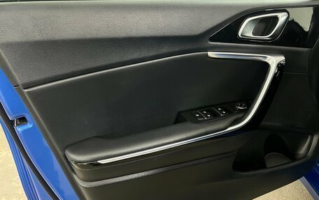 KIA cee'd III, 2019 год, 1 890 000 рублей, 24 фотография