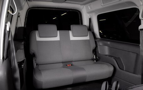 Volkswagen Caddy III рестайлинг, 2011 год, 999 000 рублей, 16 фотография