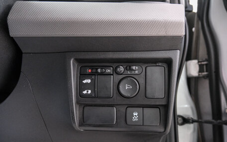 Honda Freed I, 2012 год, 1 099 000 рублей, 19 фотография