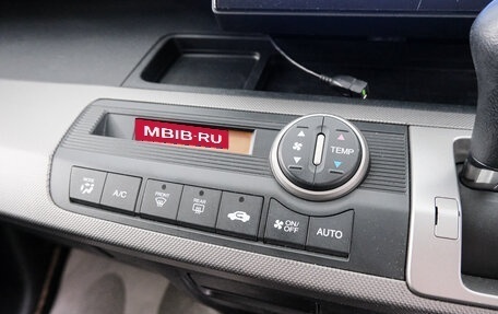 Honda Freed I, 2012 год, 1 099 000 рублей, 18 фотография