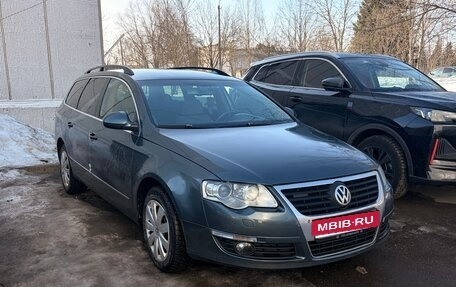 Volkswagen Passat B6, 2010 год, 635 000 рублей, 2 фотография