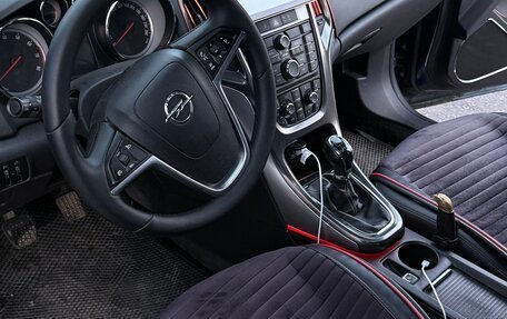 Opel Astra J, 2011 год, 800 000 рублей, 10 фотография