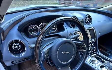 Jaguar XJ IV (X351), 2014 год, 1 800 000 рублей, 17 фотография