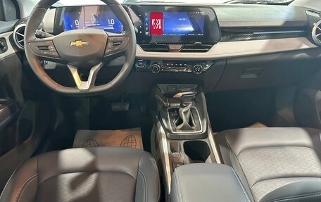 Chevrolet Monza, 2023 год, 1 850 000 рублей, 12 фотография