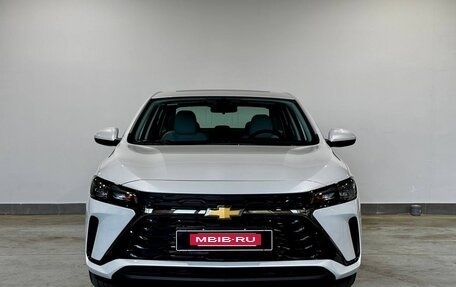 Chevrolet Monza, 2023 год, 1 850 000 рублей, 3 фотография