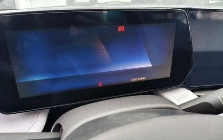 Chevrolet Monza, 2023 год, 1 850 000 рублей, 17 фотография