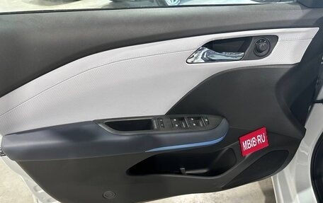 Chevrolet Monza, 2023 год, 1 850 000 рублей, 25 фотография